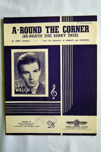 A Round The Corner Les Welch 