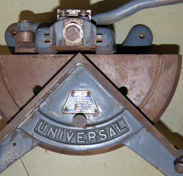 Universal Lead cutter 2