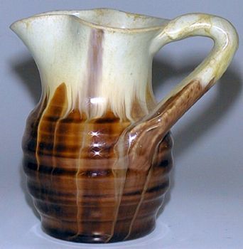 Remued Pottery